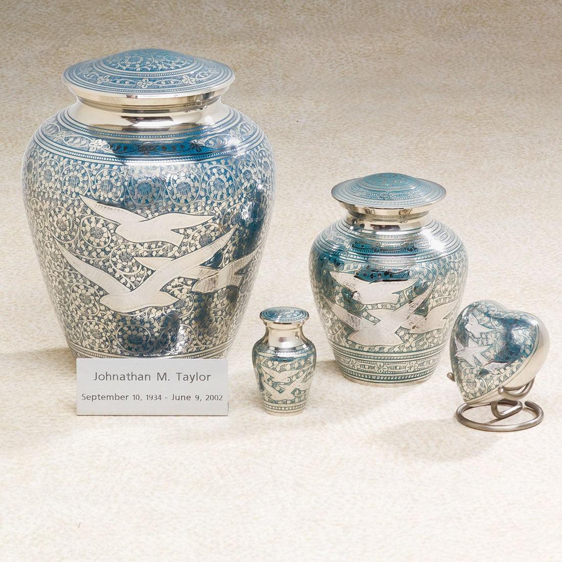 Small Urns for Ashes - Urnwholesaler